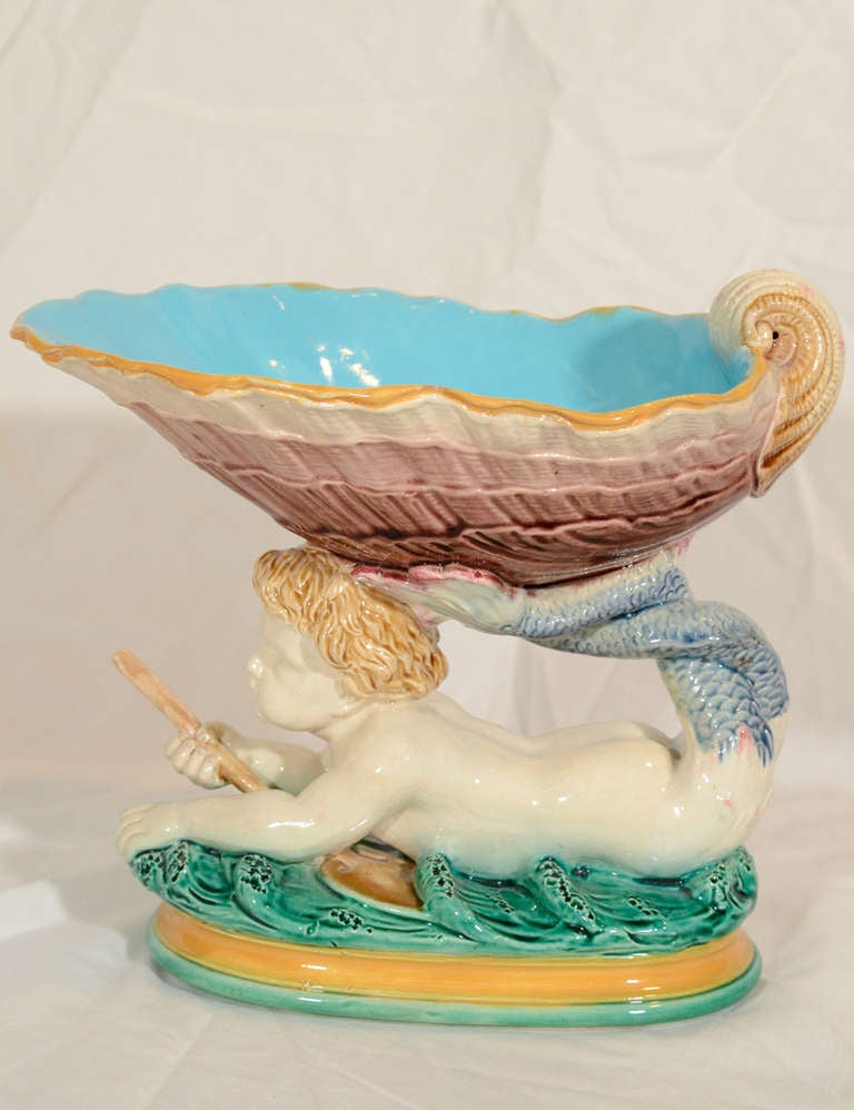 A Minton Majolica Master Salt In Excellent Condition In Katonah, NY
