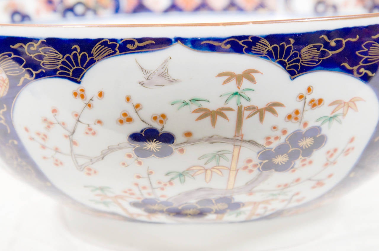 Antique Imari Porcelain Punch Bowl In Excellent Condition In Katonah, NY