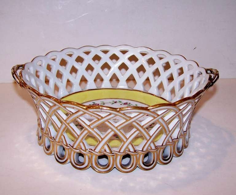 Antique French Porcelain Basket In Excellent Condition In Katonah, NY