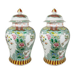 Pair Large Antique Chinese Porcelain Qing Dynasty Famille Verte Covered Vases