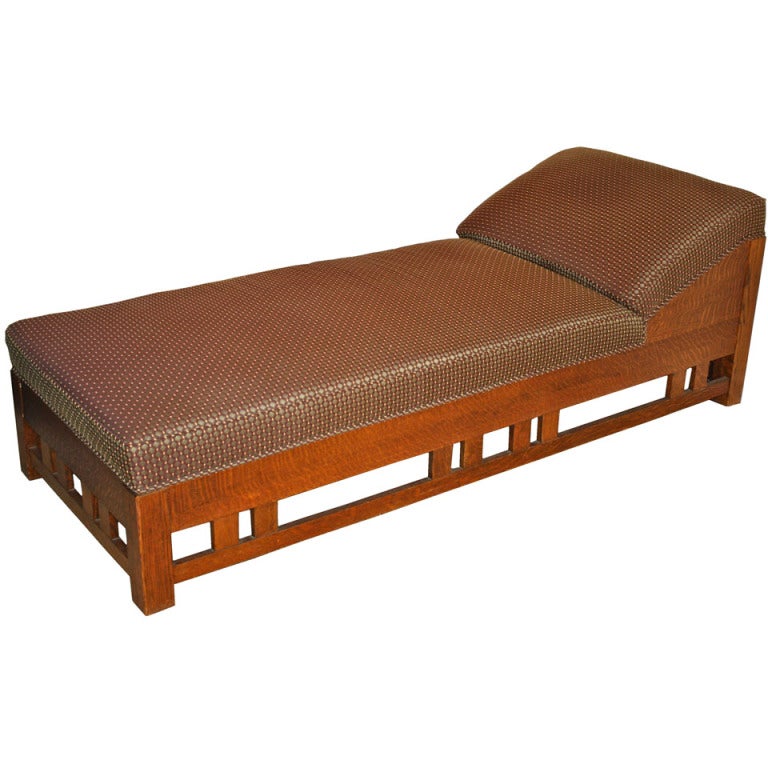 Arts and Crafts / Mission Tiger Oak Chaise or Daybed at 1stDibs