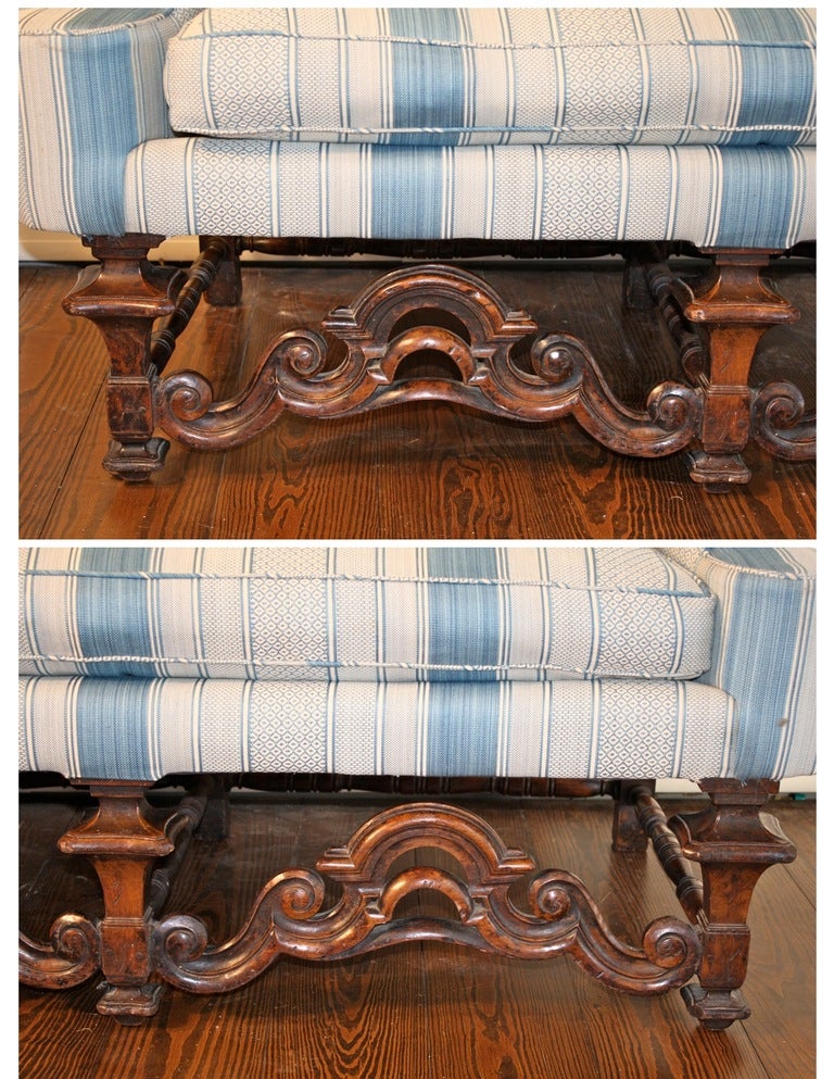 Late 17th Century William and Mary Dutch Baroque Settee For Sale