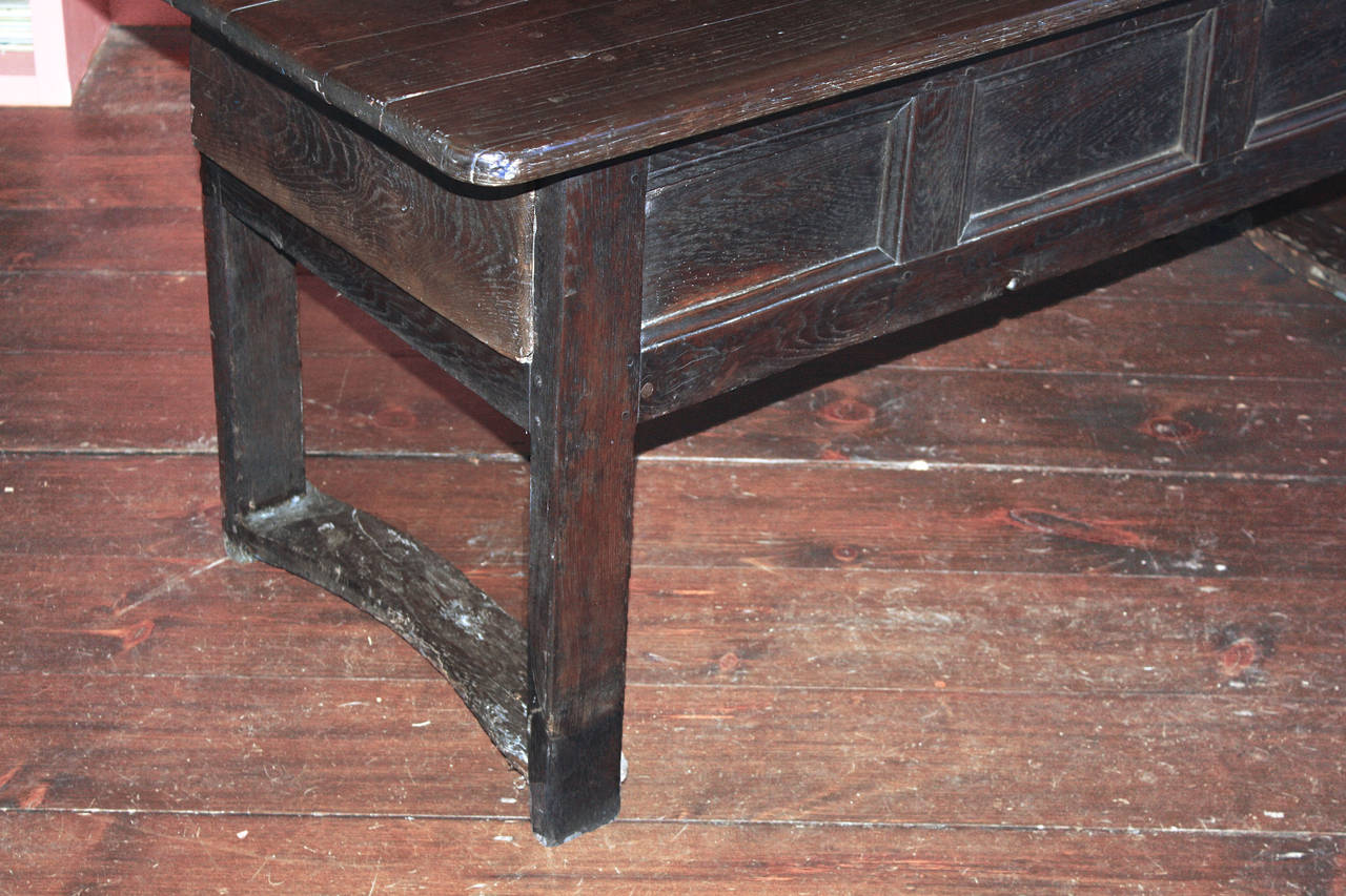 Chestnut Early Georgian Refectory Table For Sale