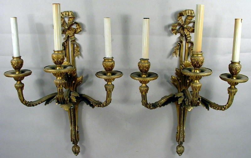 Pair of Rococo Revival 'House of Bourbon' Sconces In Excellent Condition For Sale In Woodbury, CT