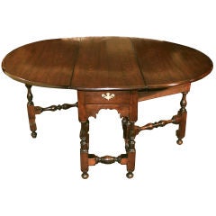 William and Mary Oval Drop Leaf Gate Leg Dining Table