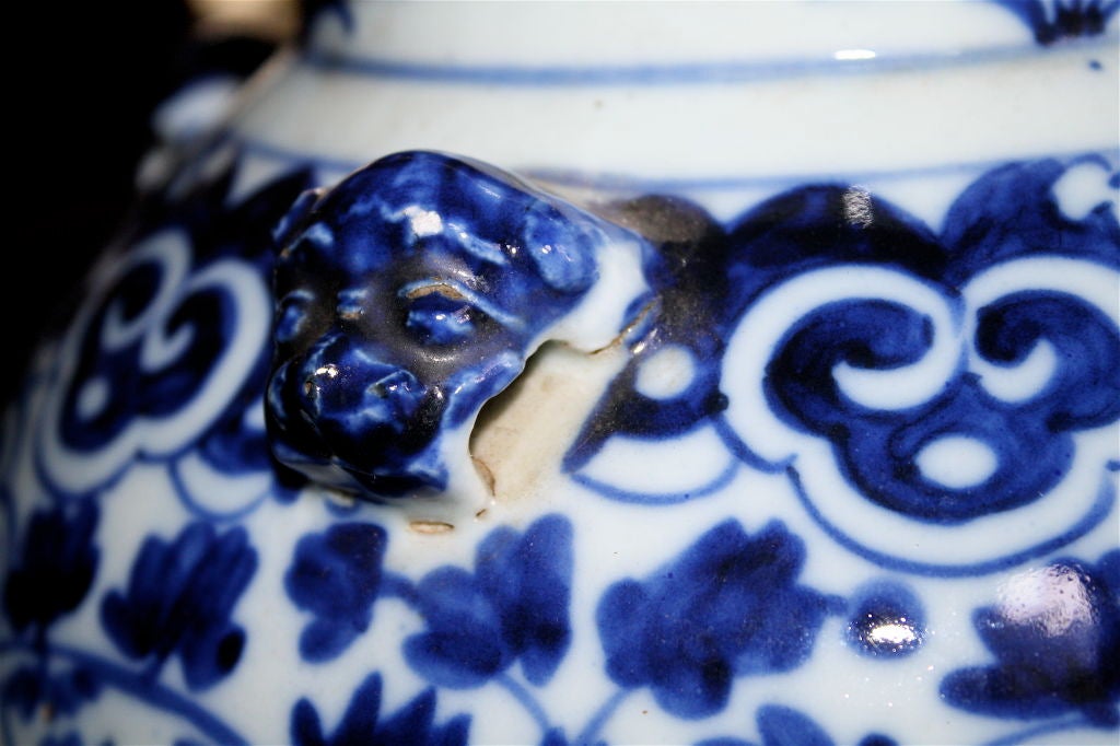 Chinese Export Blue & White Flowered Vine Baluster Jar 3