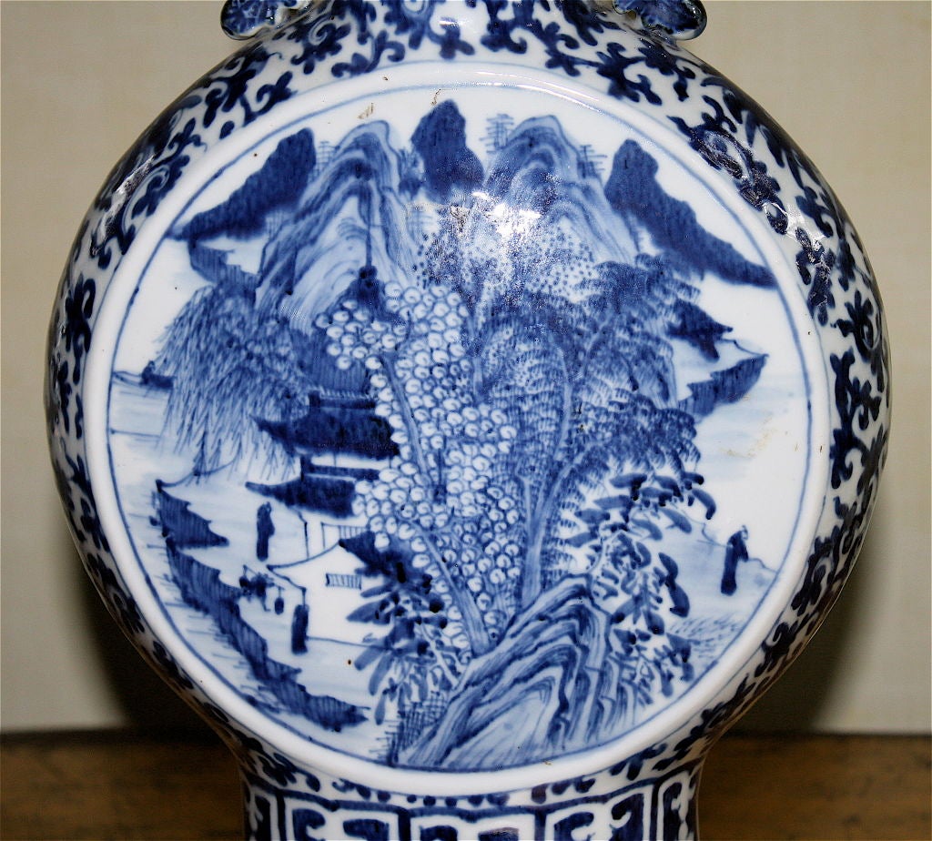 Chinese Export Blue & White Pilgrim or Moon Flask 3