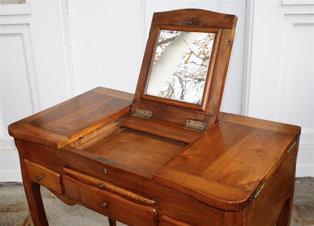Provincial 'Poudreuse' (Vanity) or Bedside Table 3