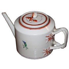 Chinese Export Porcelain 'Pineberry' Finial Teapot 4