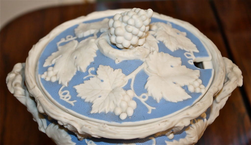 19th Century Staffordshire Parian Bisque Porcelain Fruit Service For Sale