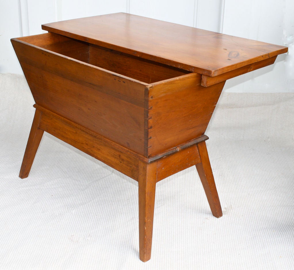 19th Century Pennsylvania Dough Box Table