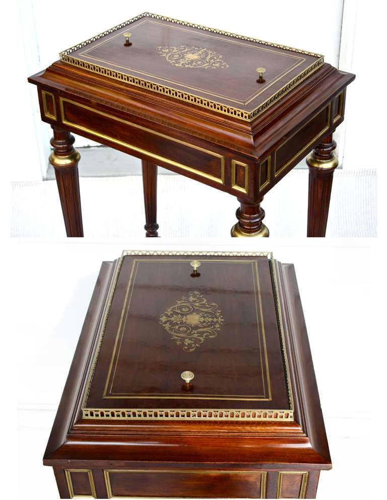 19th Century Napoleon III Sormani 'Neoclassical' Jardiniere Table For Sale