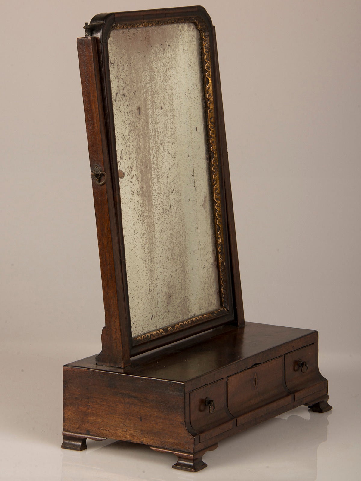 Antique English George III Period Mahogany Dressing Mirror, circa 1790 For Sale 1