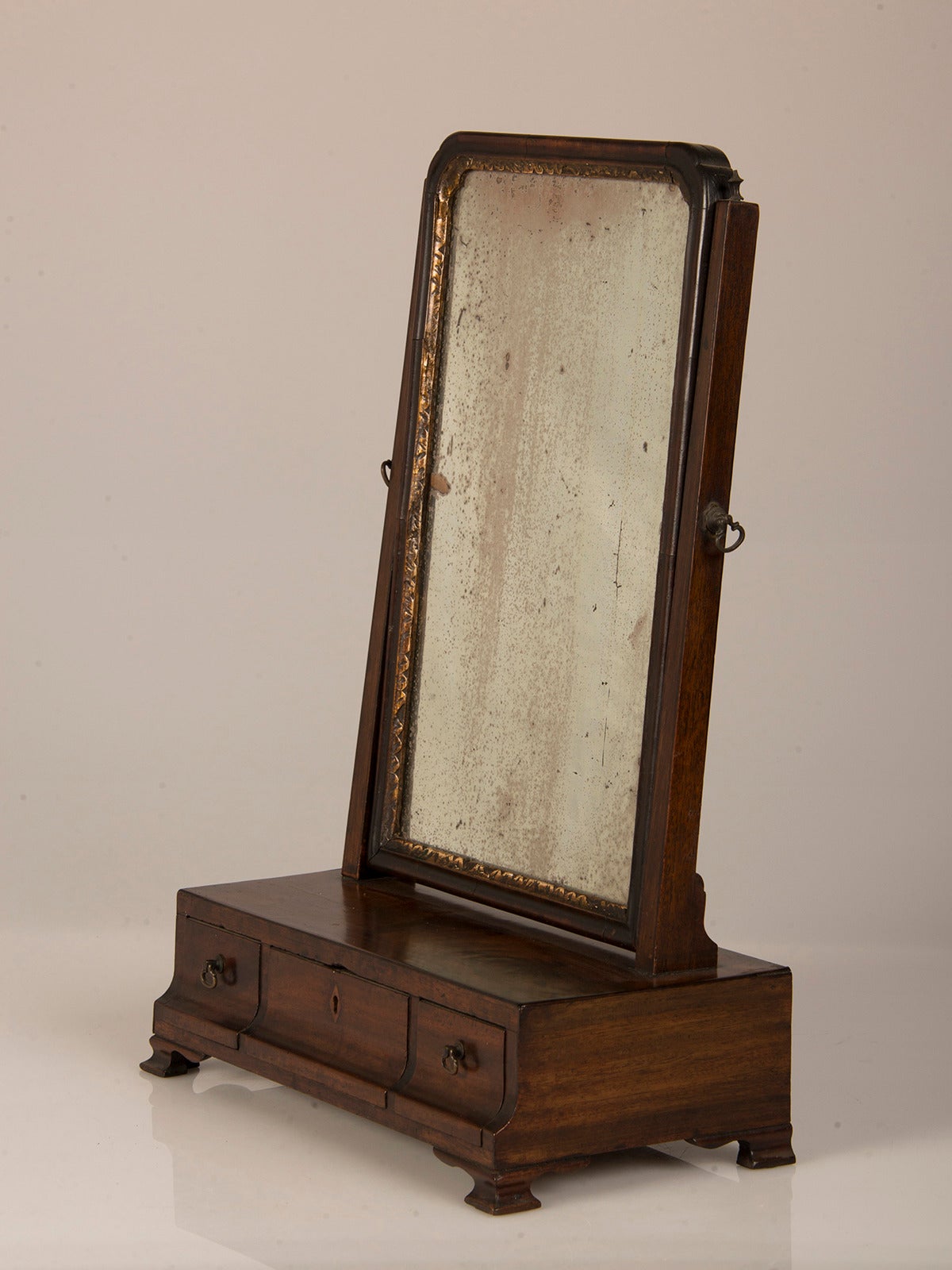 Antique English George III Period Mahogany Dressing Mirror, circa 1790 For Sale 2