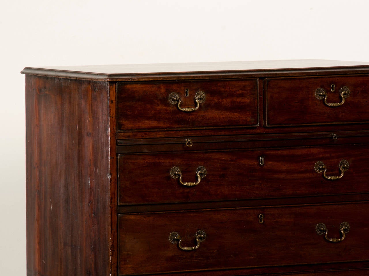 Mid-19th Century George III Period Mahogany Chest of Drawers, England circa 1830