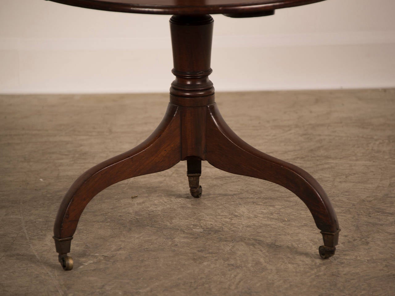 George III Period Mahogany Pedestal Table, England circa 1820 For Sale 2