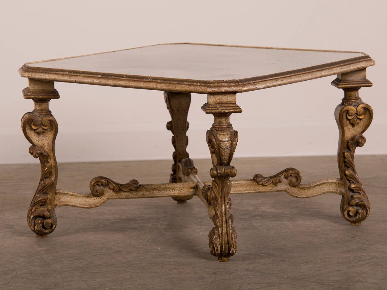 Italian Vintage Baroque Cocktail or CoffeeTable, Label for 