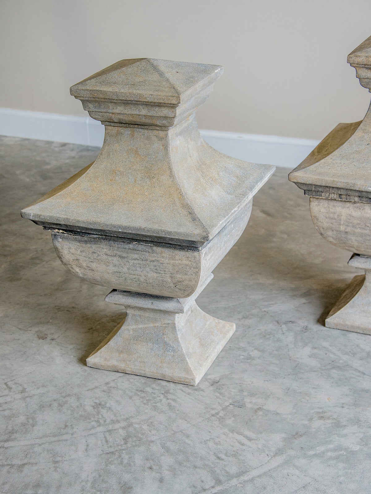 Pair of Vintage French Stone Architectural Finials in Two Pieces, circa 1930 For Sale 2