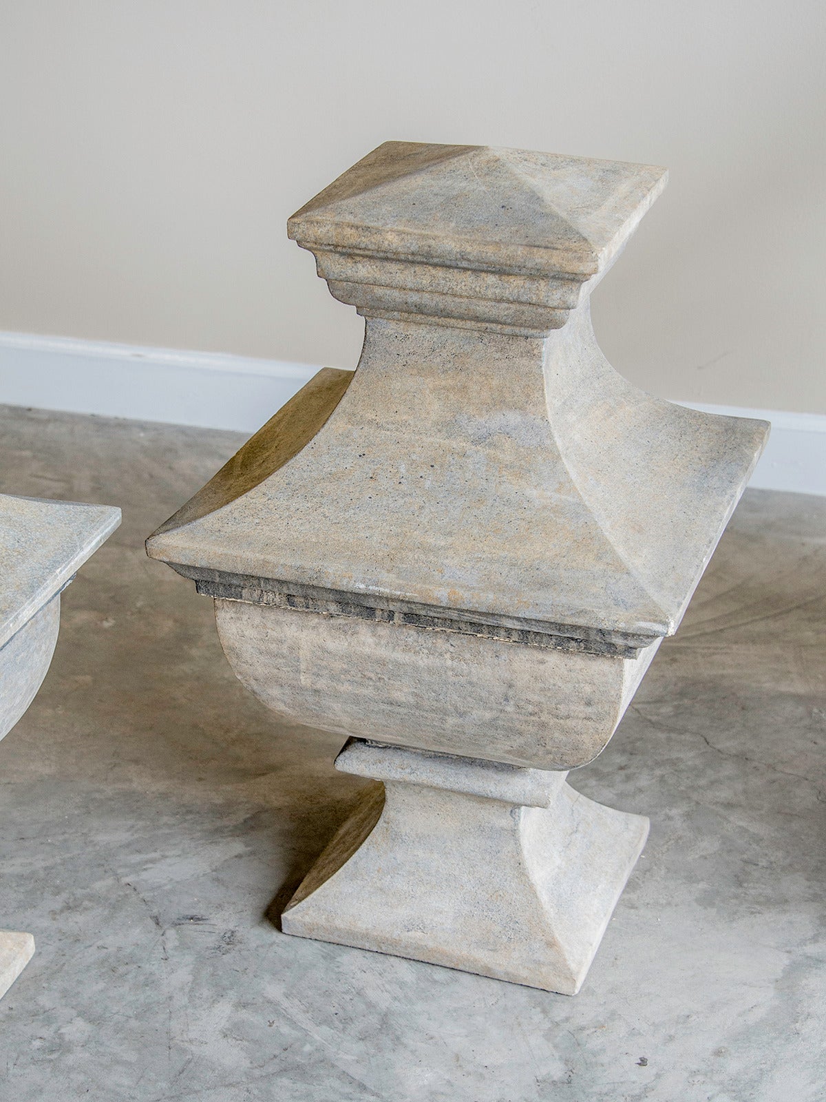 Pair of Vintage French Stone Architectural Finials in Two Pieces, circa 1930 For Sale 4