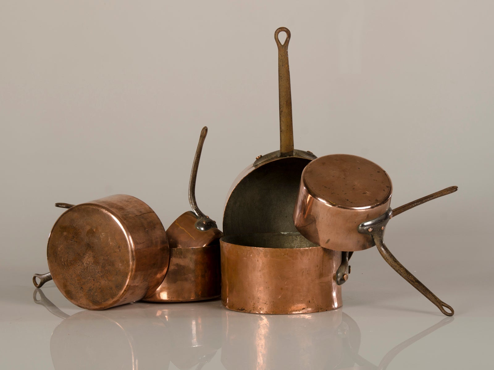 Six Copper Sauce Pans in Nested Size, Lous Philippe France ca.1830