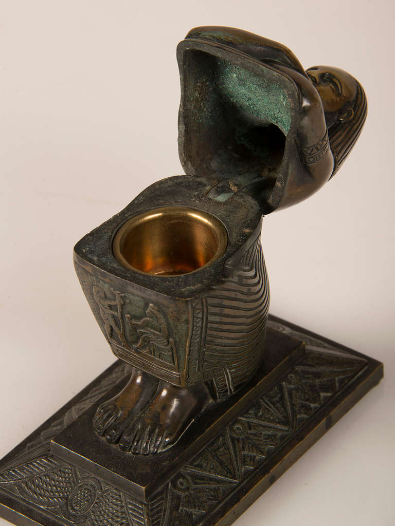 French Egyptian Revival Bronze Ink Pot circa 1880 3
