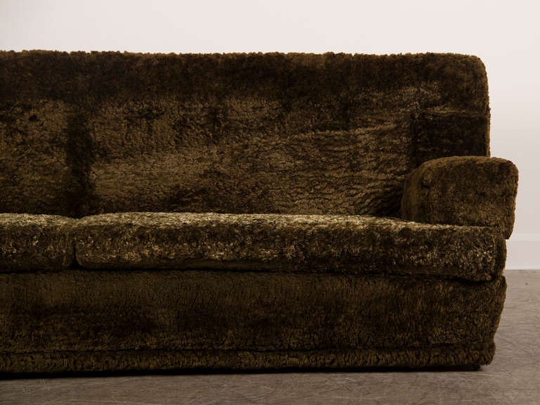 Mid-20th Century Vintage Sofa Having its Original Upholstery from London, England c.1965