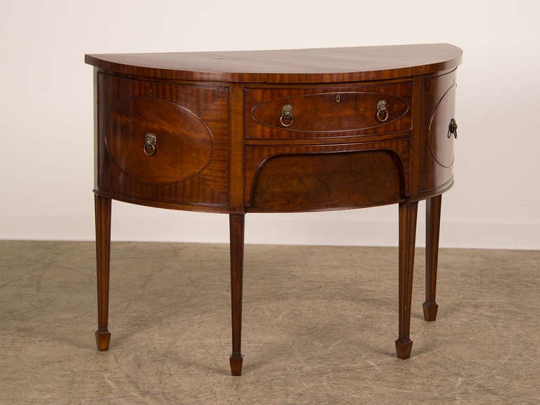 Sheraton Style Mahogany Demi-Lune Console Sideboard, England C.1880 In Excellent Condition In Houston, TX