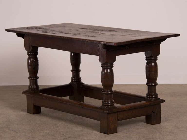 English Antique Jacobean Style Oak Refectory Table or Sofa Table circa 1825 In Excellent Condition In Houston, TX
