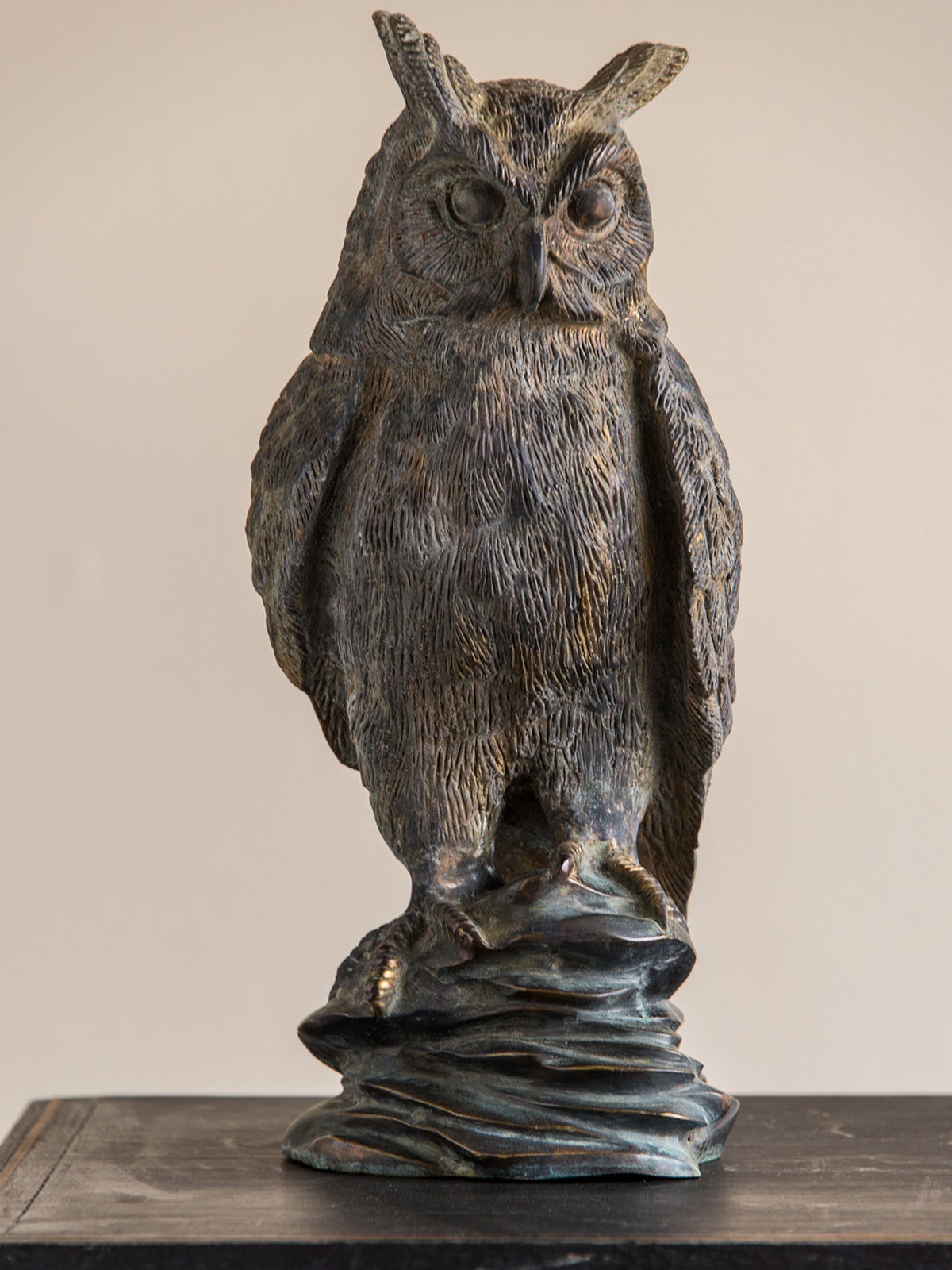 Receive our new selections direct from 1stdibs by email each week. Please click Follow Dealer below and see them first!

The true to life representation and its almost life size scale give this vintage French owl circa 1920 a marvelous presence.
