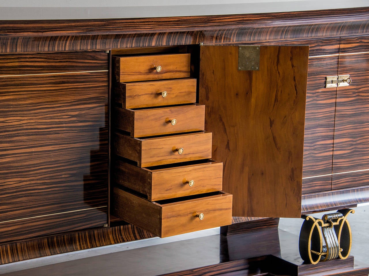 Vintage French Leleu Macassar Ebony Art Deco Buffet Credenza Cabinet circa 1930 For Sale 1