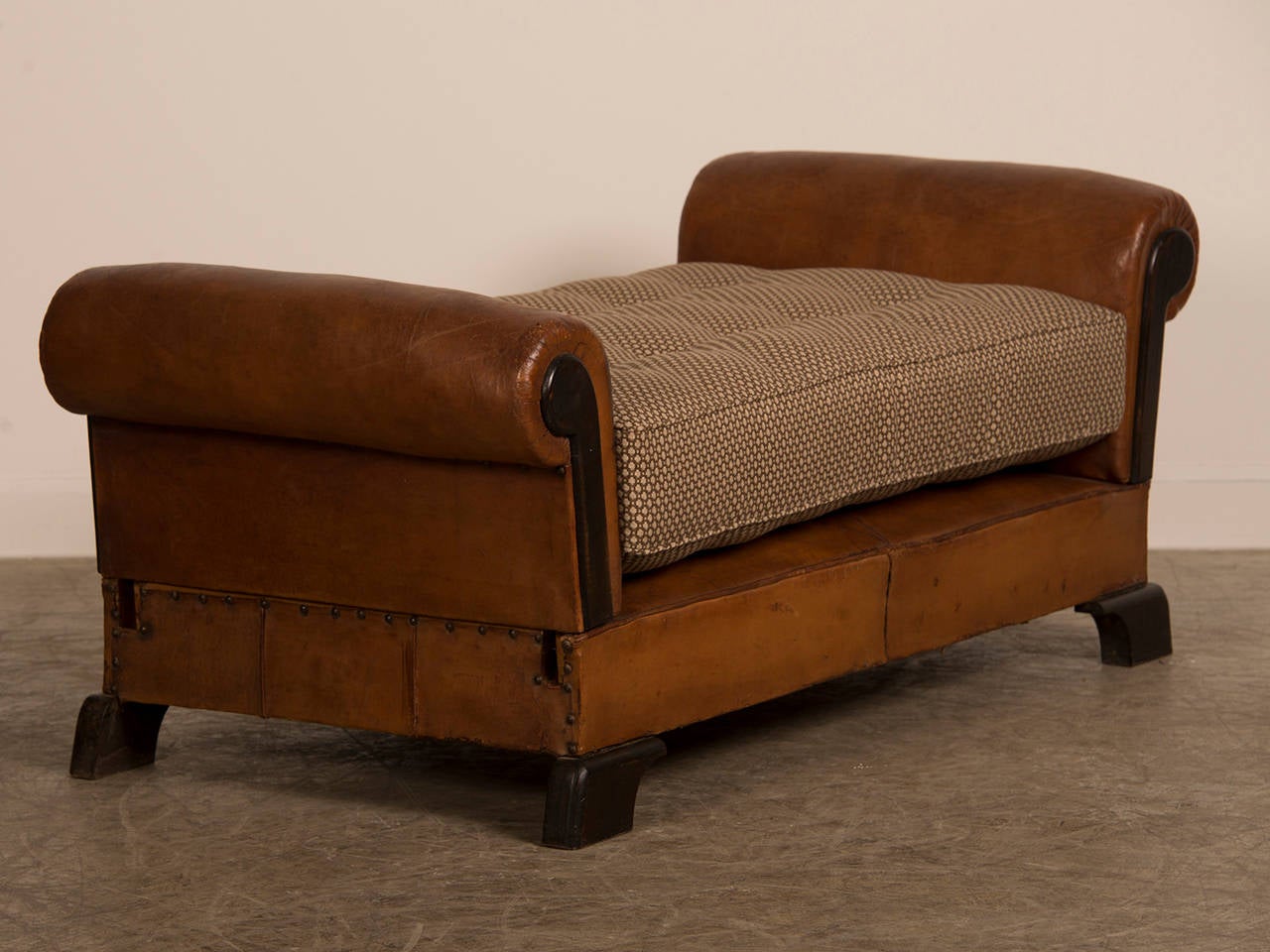 Art Deco Leather Day Bed, France circa 1930 1