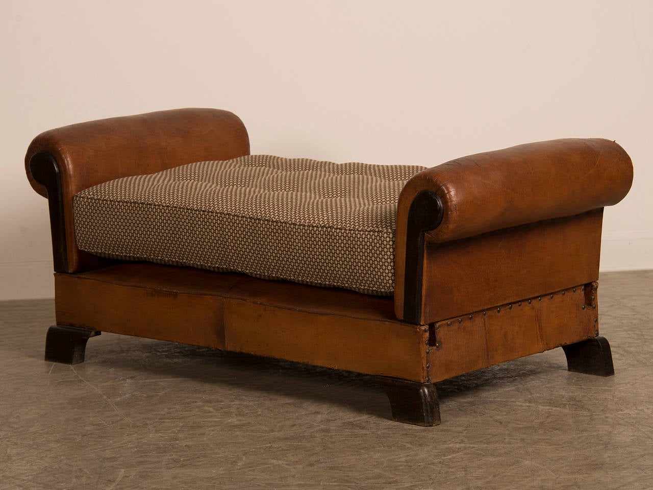 French Art Deco Leather Day Bed, France circa 1930