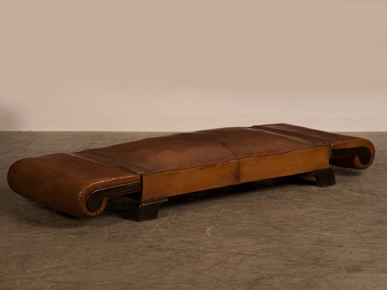 Art Deco Leather Day Bed, France circa 1930 5