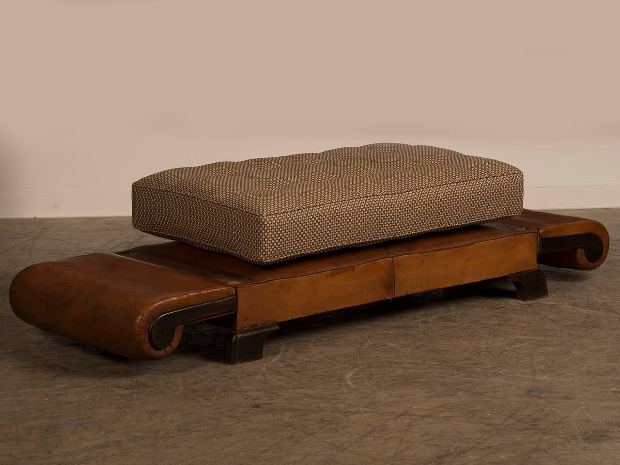 Art Deco Leather Day Bed, France circa 1930 3
