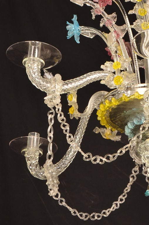 A beautiful glass chandelier from Italy c.1920 In Excellent Condition In Houston, TX