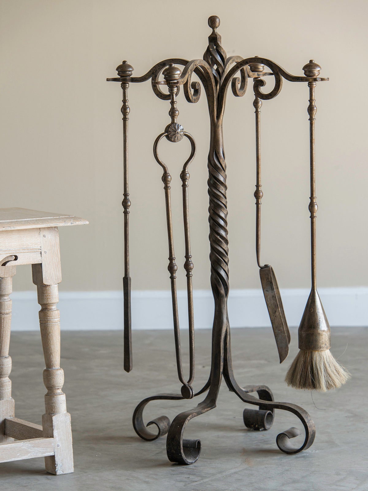 20th Century Set of French Forged Iron Fireplace Tools, Belle Époque Period circa 1920