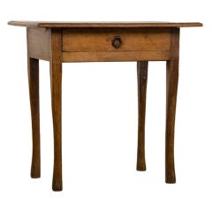 Antique A handsome George III period oak table from England c.1780