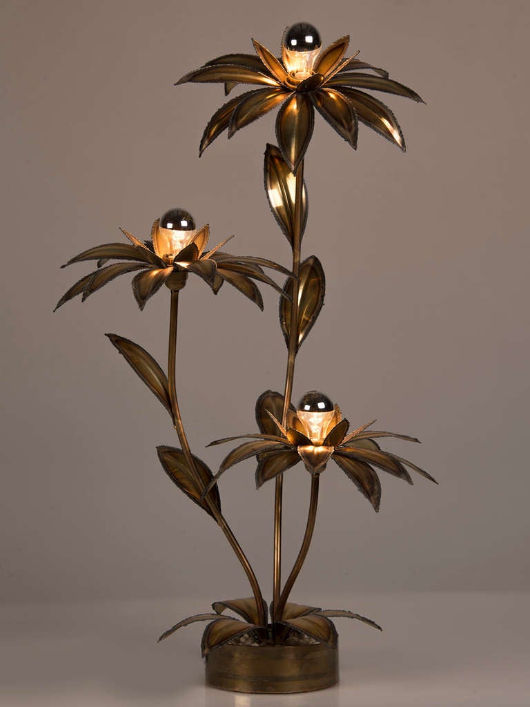 Maison Jansen Style Three Branch Hammered Brass Palm Tree Lamp, France c.1970 4