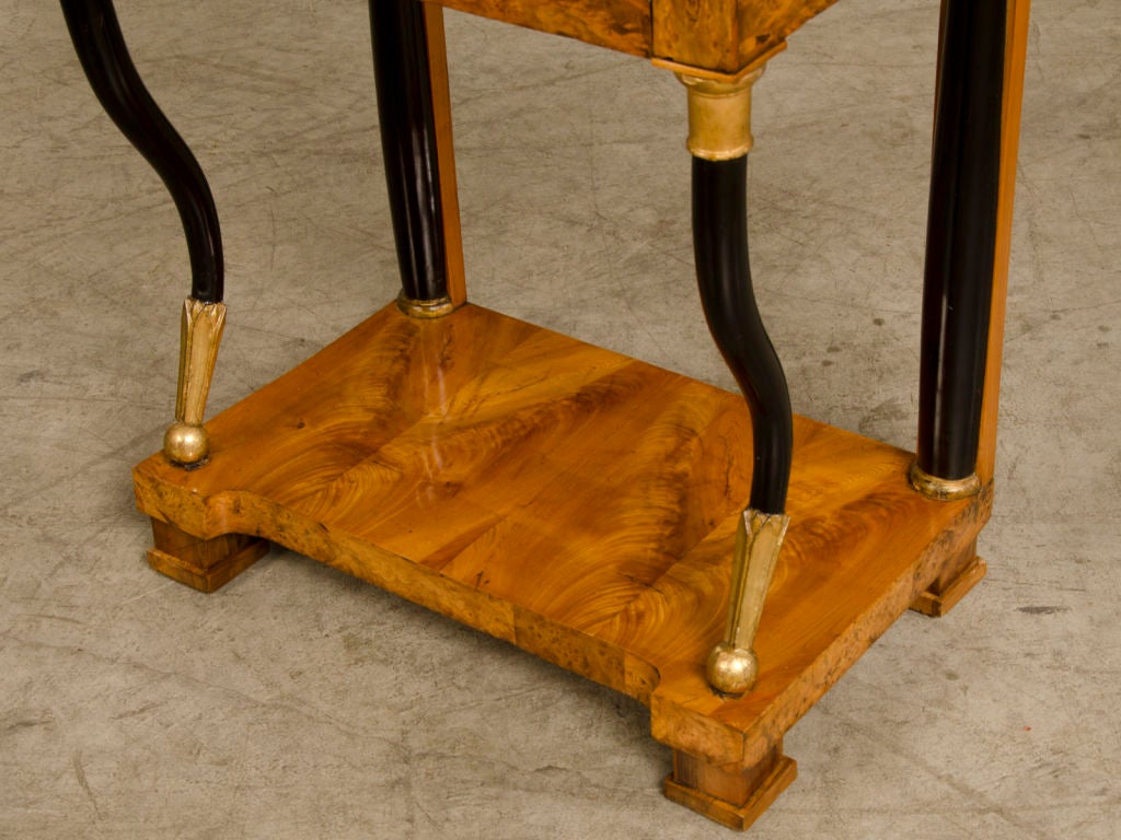 19th Century Biedermeier Period Burl Walnut Console Table, Berlin, Germany c.1820