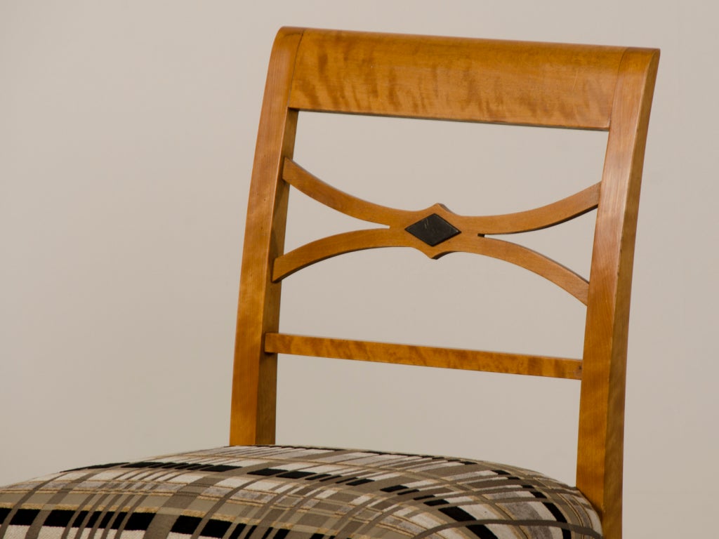 Pair of Antique Austrian Biedermeier Period Birchwood Side Chairs, circa 1830 In Excellent Condition In Houston, TX