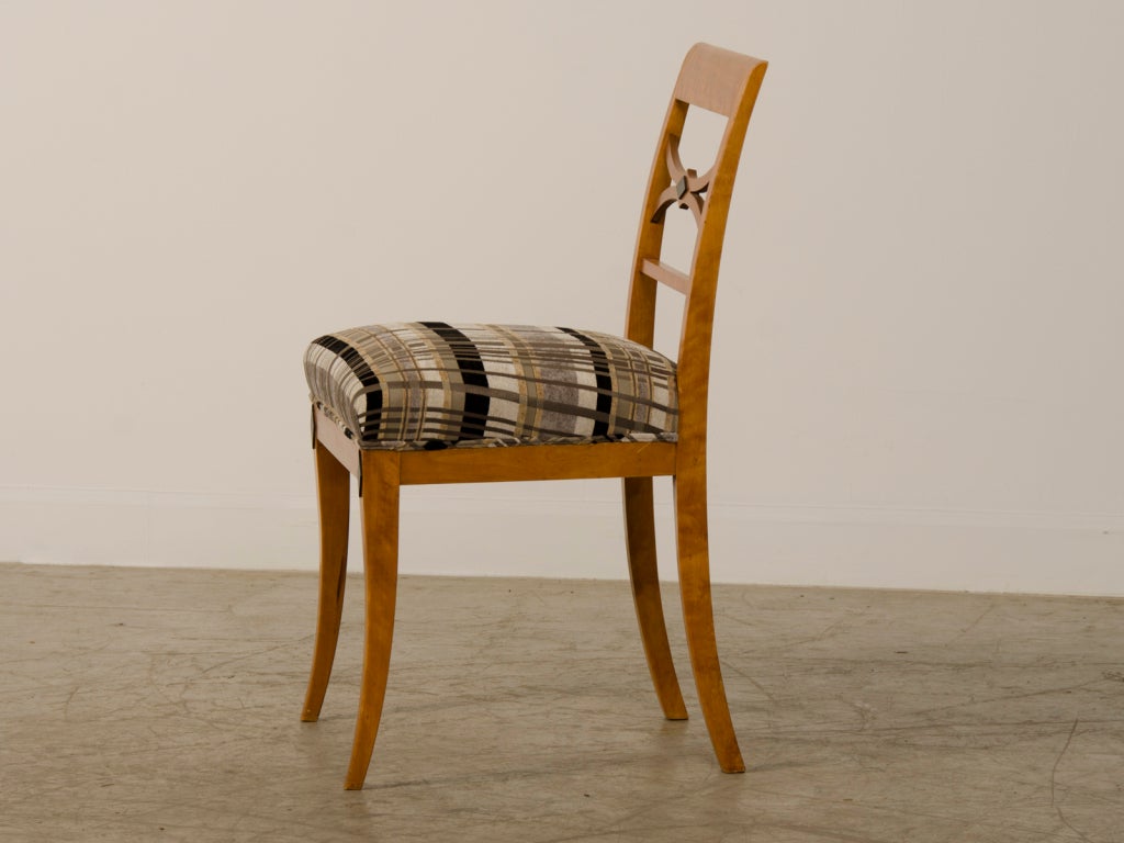 Wood Pair of Antique Austrian Biedermeier Period Birchwood Side Chairs, circa 1830