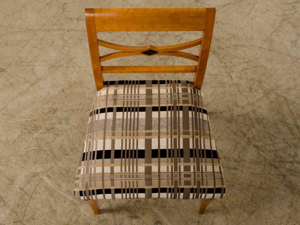 Pair of Antique Austrian Biedermeier Period Birchwood Side Chairs, circa 1830 3