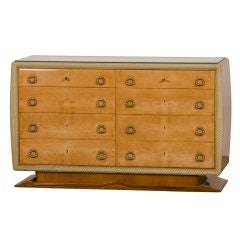 A stunning chest from Italy c.1940 with etched mirrored top