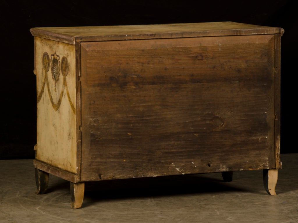 A Biedermeier period chest of drawers from Germany c.1820 5