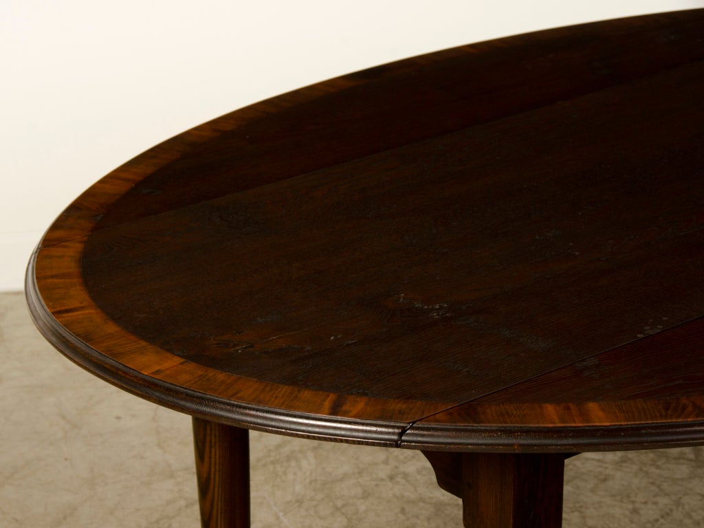 English Handmade Bespoke Oak Drop Leaf Table Cross Banded with Yew Wood In Excellent Condition In Houston, TX