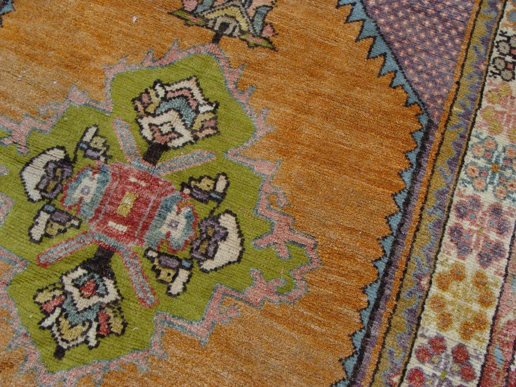 Vintage Turkish rug: size 3'9