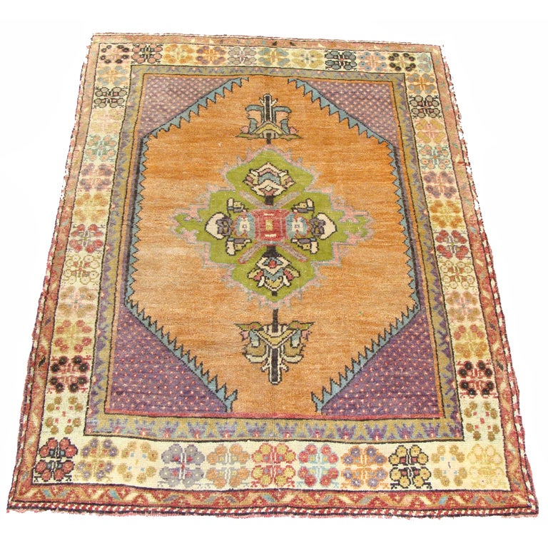 Vintage Turkish rug: size 3'9" x 5' For Sale