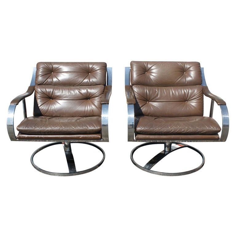 Pair Of Gardner Leaver For Steelcase Lounge Chairs  For Sale