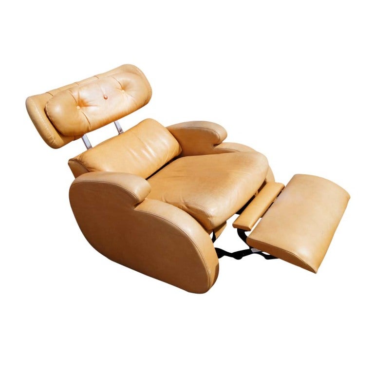 A mid century modern lounge chair designed by Vladimir Kagan and made by American Leather.  The chair reclines, swivels, tilts, and has an adjustable headrest.  As shown in the last image, we have two of these chairs available.