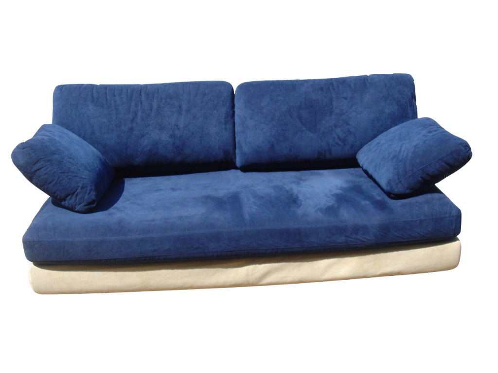 B and B Italia is a world world–renowned manufacturer of high end furniture. A modern Oriente sofa designed by Antonio Citterio and made by B&B Italia.  Blue and beige plush ultra upholstery with removable covers for ease of cleaning.  The sofa